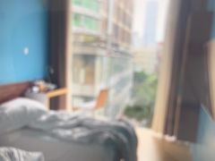 -卡罗酒店(东门晒布地铁站店)