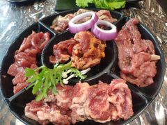 -啊美丽炭火烤肉(滑翔一店)