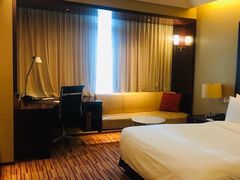 -上海龙之梦万丽酒店