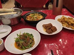 -侬佳蒸菜馆(听潮店)