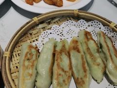 -峨嵋小镇·川菜(勒泰中心店)