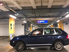 场地-宜家家居（上海徐汇商场店）-停车场