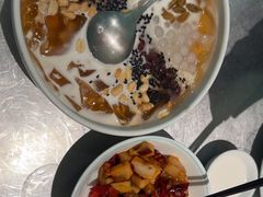 -姚姚酸菜鱼·金戈戈香港豉油鸡(喜荟城联名店)