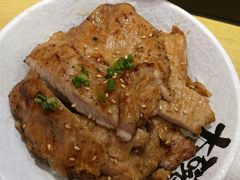 劲头满满松阪猪-熊吞·大碗丼烧肉饭(济宁万达广场店)