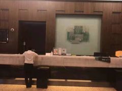 -上海虹桥西郊假日酒店