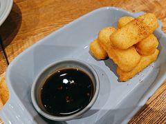 -蜜桃餐厅·伴山(湖滨商业街店)
