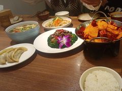 -贯贯吉·清真餐厅(浙江中路店)