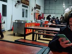 大堂-老西关黄老太牛肉烧饼