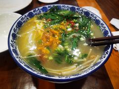 -桥香园云南过桥米线(金马碧鸡店)