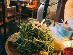 黑猪灼泉水时蔬-吃饭皇帝大(合生汇店)