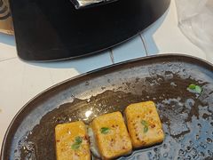 -阿瓦山寨·湘菜现炒·剁椒鱼头王(咸阳总店)
