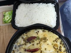 -渔语鱼酸菜鱼新川菜(来福士店)