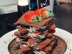 -W COLLECTIVE  DESSERT SHOP