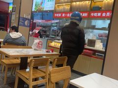 -牛吃草牛肉面(甬港南路店)