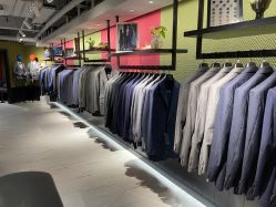 -BRANS PORO布朗斯伯勒西装高级定制·瑞璞西装(金陵店)