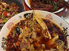 -辣小妮de川菜馆(红旗Mall店)