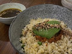 牛油果拌饭-小食院简餐厅