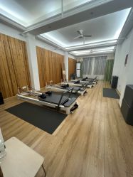 -依灵瑜伽普拉提连锁