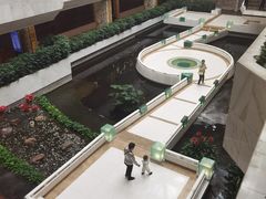 -广东大厦酒店(广州北京路步行街纪念堂地铁站店)
