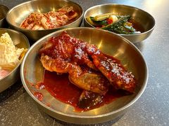-草家酱蟹炭火烤肉店(珲春南路二店)