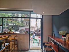 -Be Lived Cafe比例咖啡(摩天轮店)