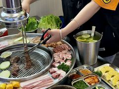 -哈哈碳都·牛肋条无限自助烤肉(宝龙店)