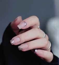 -悦指间美甲美睫
