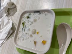 -满记甜品(优客百盛店)