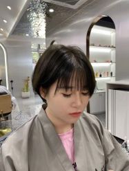 -Tloml salon