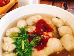 -手劲鱼丸馄饨铺(哈一百店)