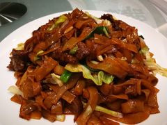 干炒牛河-稻香酒家·34年老字号·港式粤菜(汉街店)