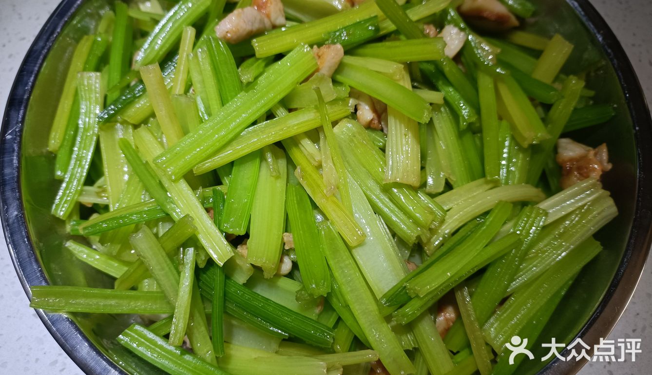 宅家也吃货[偷笑][得意][呲牙]