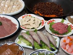 -沸炉重庆老火锅(军事博物馆店)