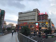 -海口骑楼小吃街