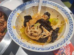 牛蛙+素菜-耍盆友·重庆江湖菜(百子湾店)
