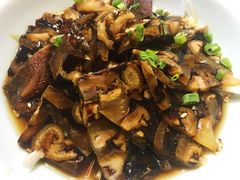 -窄巷子陕菜馆·地道陕西菜(粉巷店)