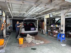 -蜂鸟快修喷漆钣喷汽修旗舰工厂(军工路店)