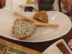 餐前面包棍-安妮意大利餐厅(世贸天阶店)