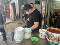 -老字号贾家肉丸糊辣汤(光明巷店)