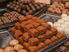 -Laderach 莱德拉(上海环贸iapm店)