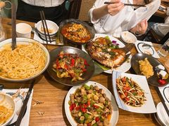 酸木瓜炒牛肉-紫滇源云南生态菜(丹凤街店)
