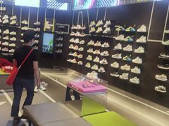 -NIKE品牌体验店(金源新燕莎店)