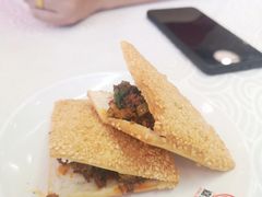 牛肉烧饼-嘉陵楼馋嘴城(簋街总店)