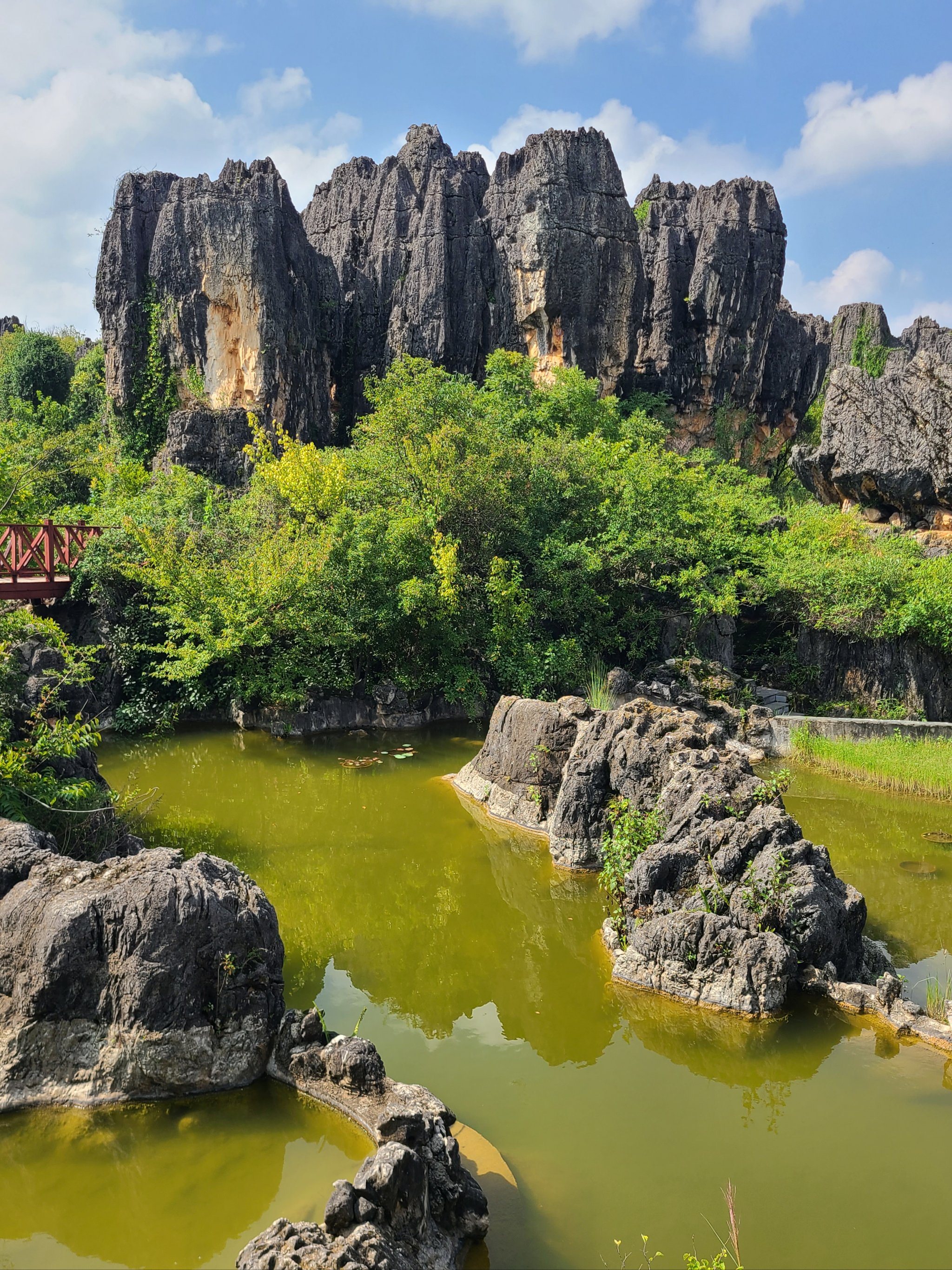 石林温泉度假村价格表图片