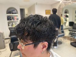 -摩登时代美发沙龙