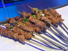 燥次筋神牛肉串-燥次·烧烤酒场(万象城店)