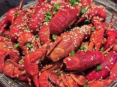 -肥肥虾庄·金牌油焖大虾(汉街SKP店)