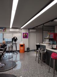 -15C7 男士理发馆 烫染专业店