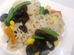 荷塘月色-胜记为食家·创新粤菜(车公庙店)