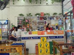 -一品红烧鸭特色川菜(三岔湖店)